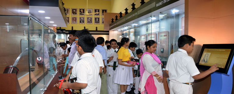 Visitors in Electricity Gallery Visitors in Electricity Gallery
